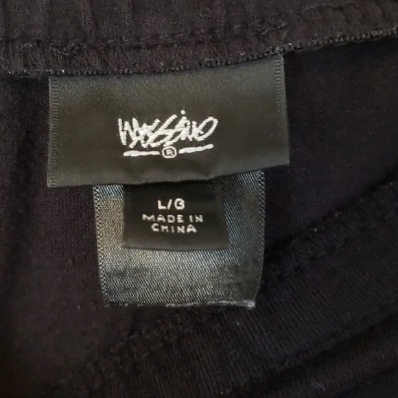 💥 3/$25 Black skirt - Picture 2 of 2